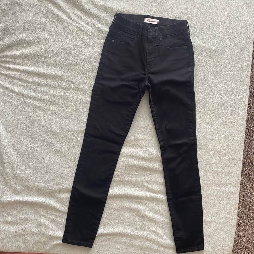 Madewell 9” black high rise/ mid rise SX 25
